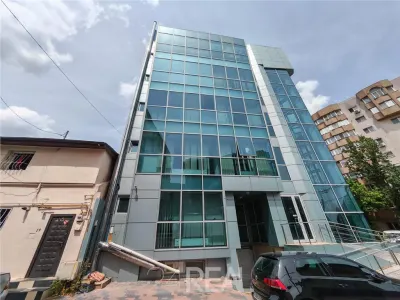 Inchiriere cladire de birouri in zona Vitan Mall