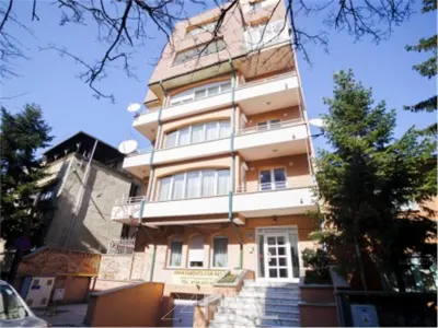 Apartament de vanzare pentru birouri sau locuit in Primaverii - 110 mp